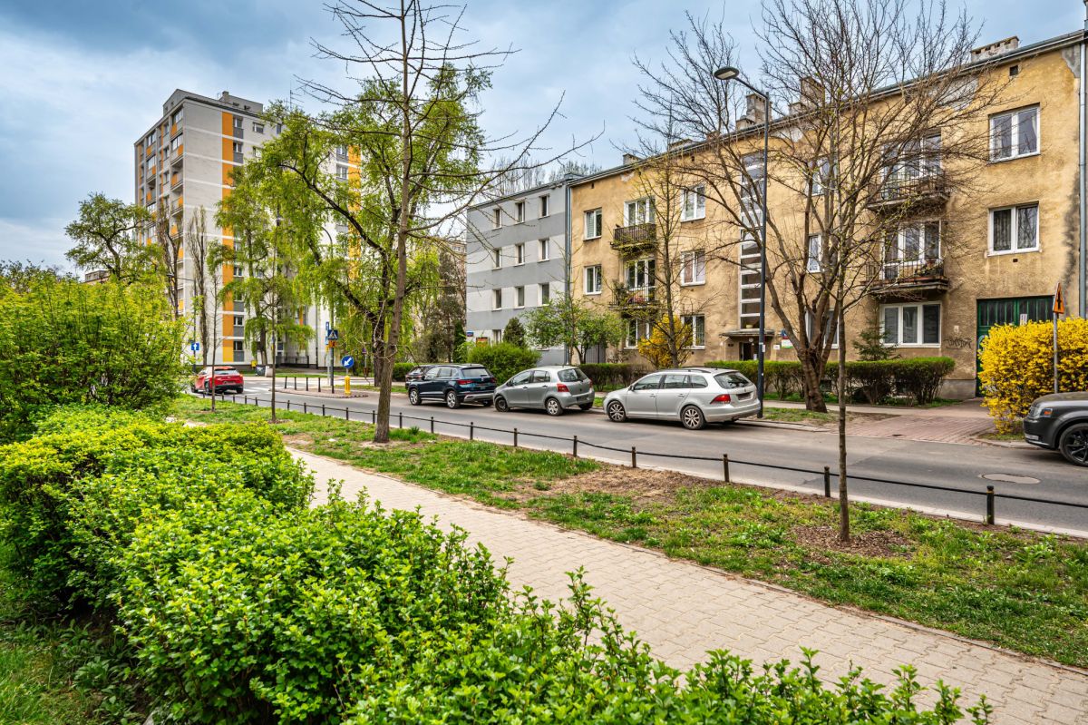 Kamienica – duża kawalerka po remoncie
