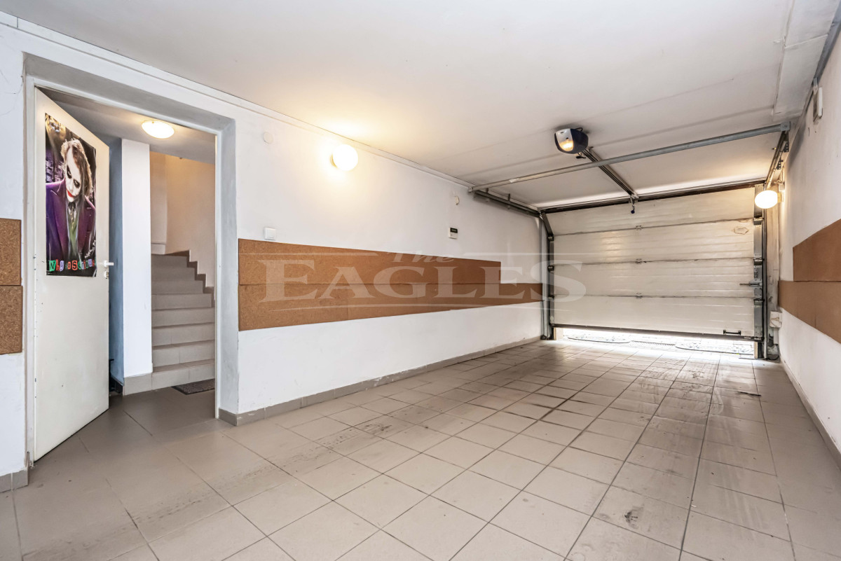Wygodny dom – 240 m2 | 6 pokoi | Wilanów