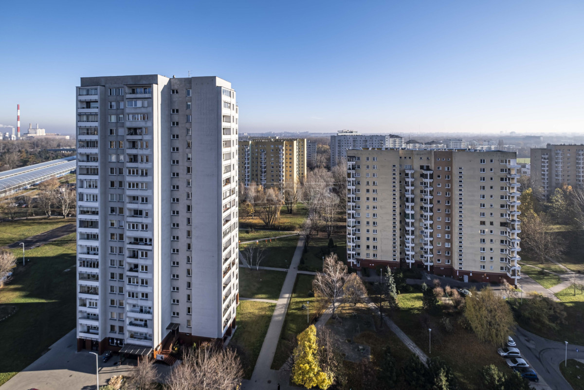 Żoliborz – 2 pokoje z oddzielną kuchnią